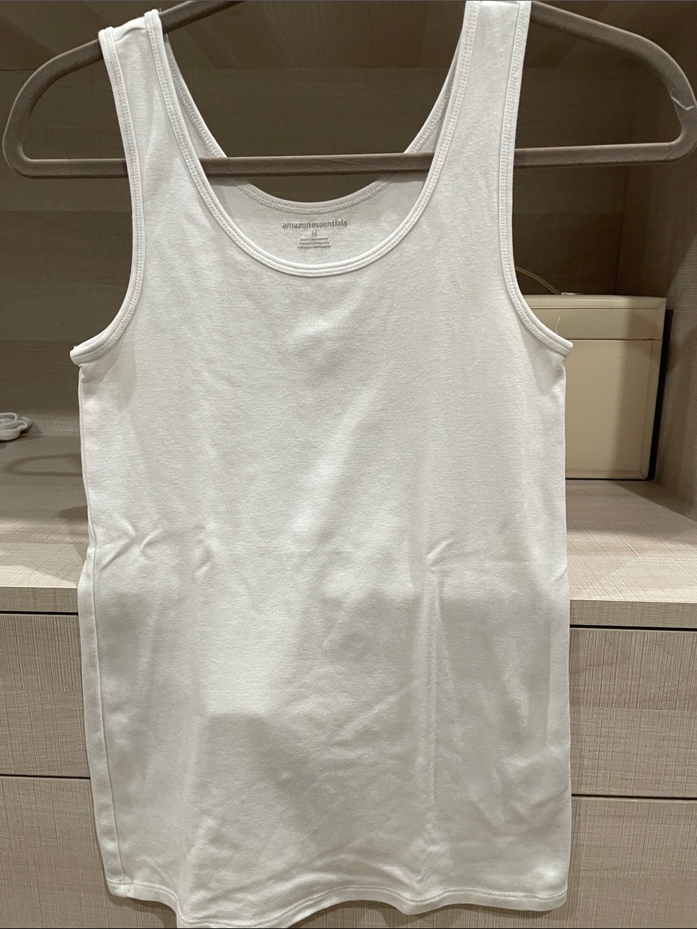 Amazon Essentials Women's White Ribbed Tank Top